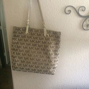 Michael Kors purse